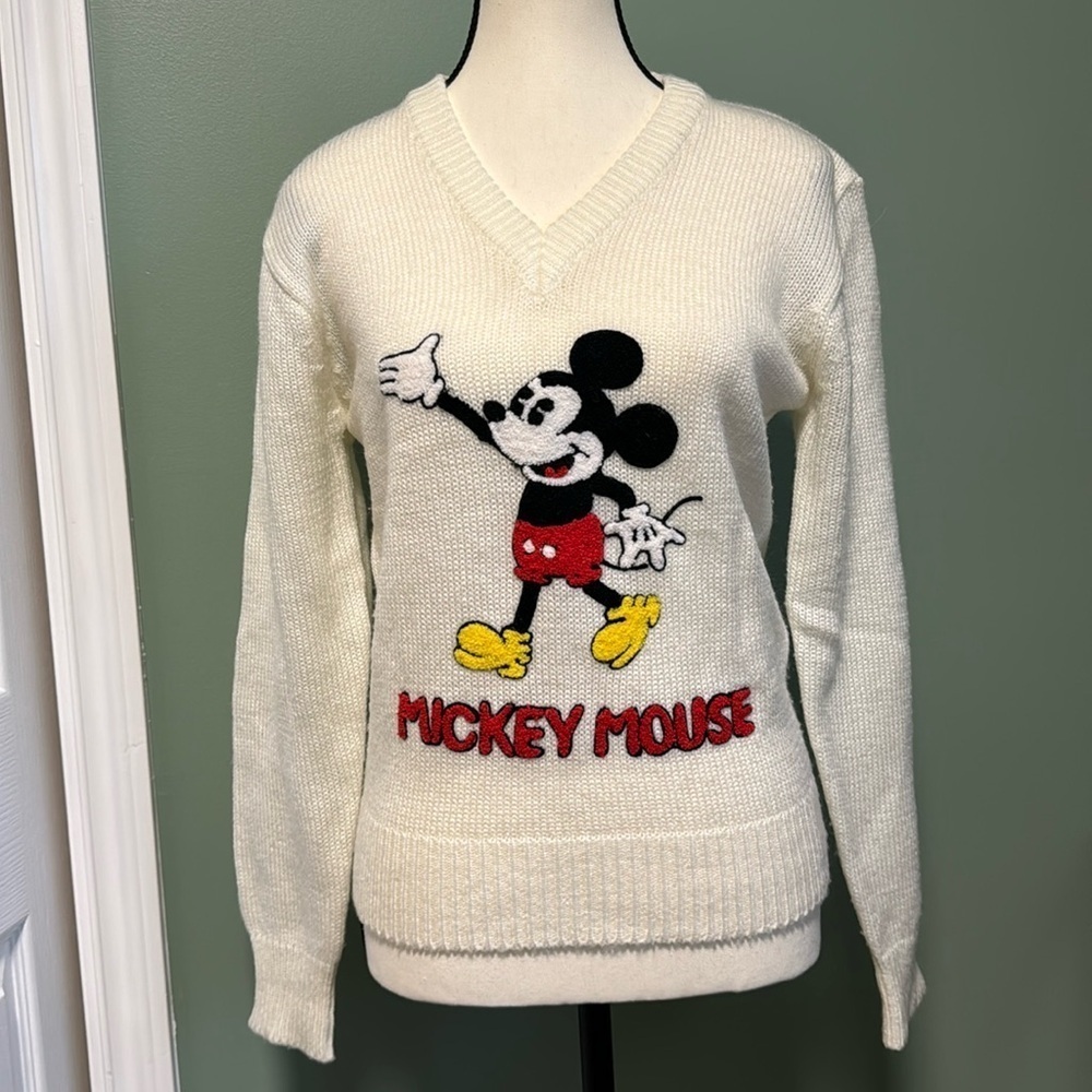 Vintage 1970’s Mickey Mouse Disney Character Fashions v-neck sweater